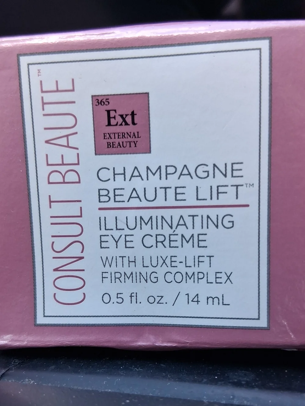 Champagne Beaute Lift Illuminating Eye Crème — Pink